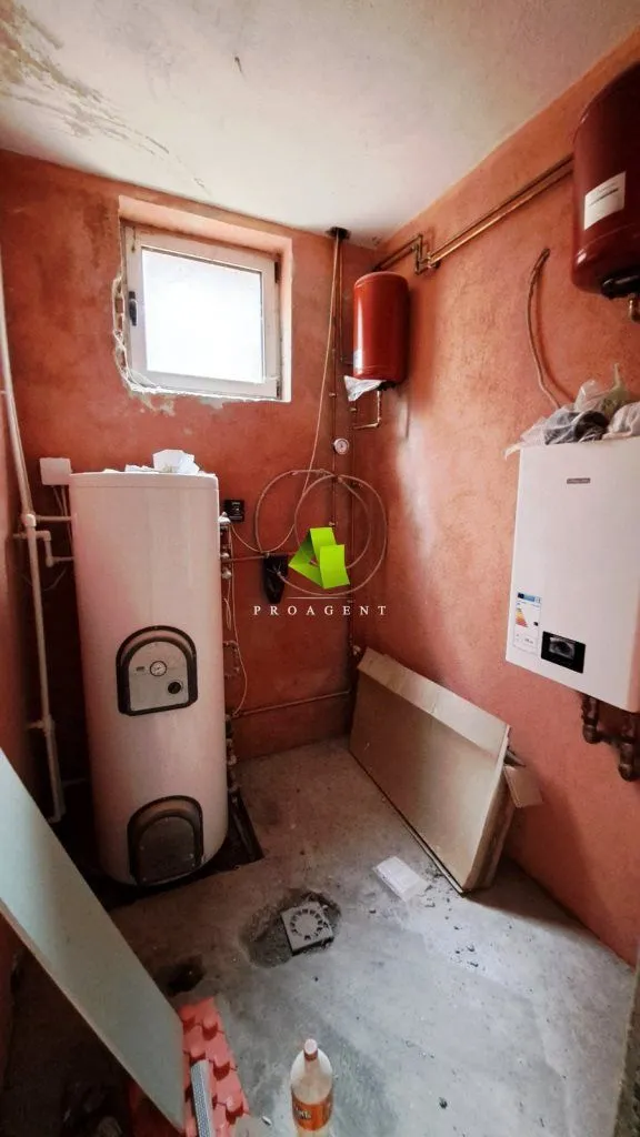 Rent, office space, 150m², Bubanj, Niš