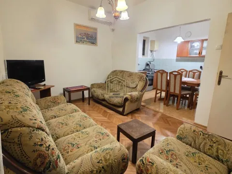 Rent, two bedroom apartment, 60m², Tološi, Podgorica - image 4