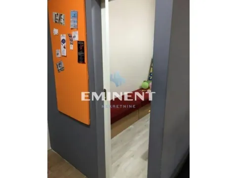 Izdavanje, poslovni prostor, 78m², Vidikovački venac, Rakovica - image 10