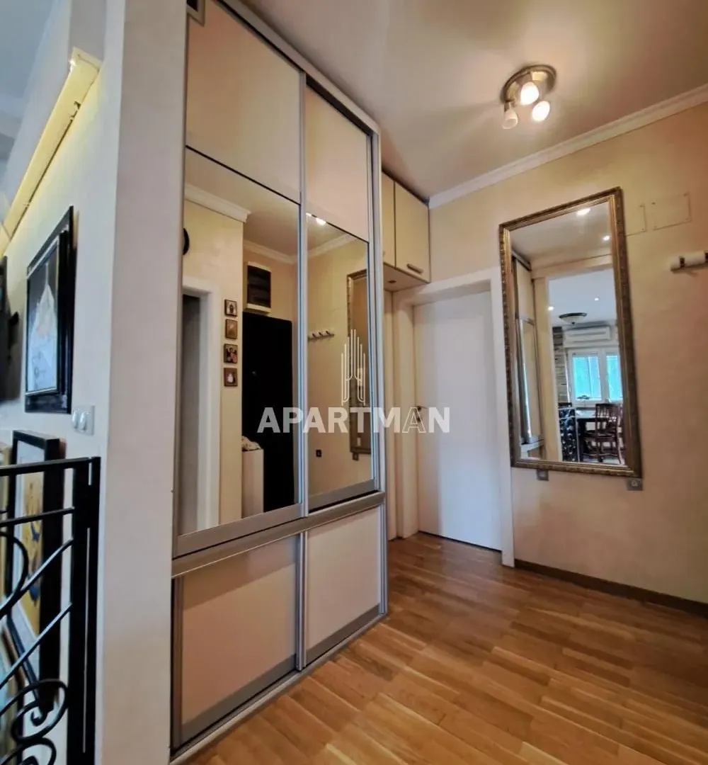 Rent, four bedroom apartment, 120m², Lekino Brdo, Voždovac Sve Podlokacije