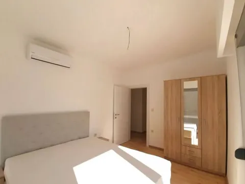 Sale, three bedroom apartment, 171m², Petrovac, Budva - image 5