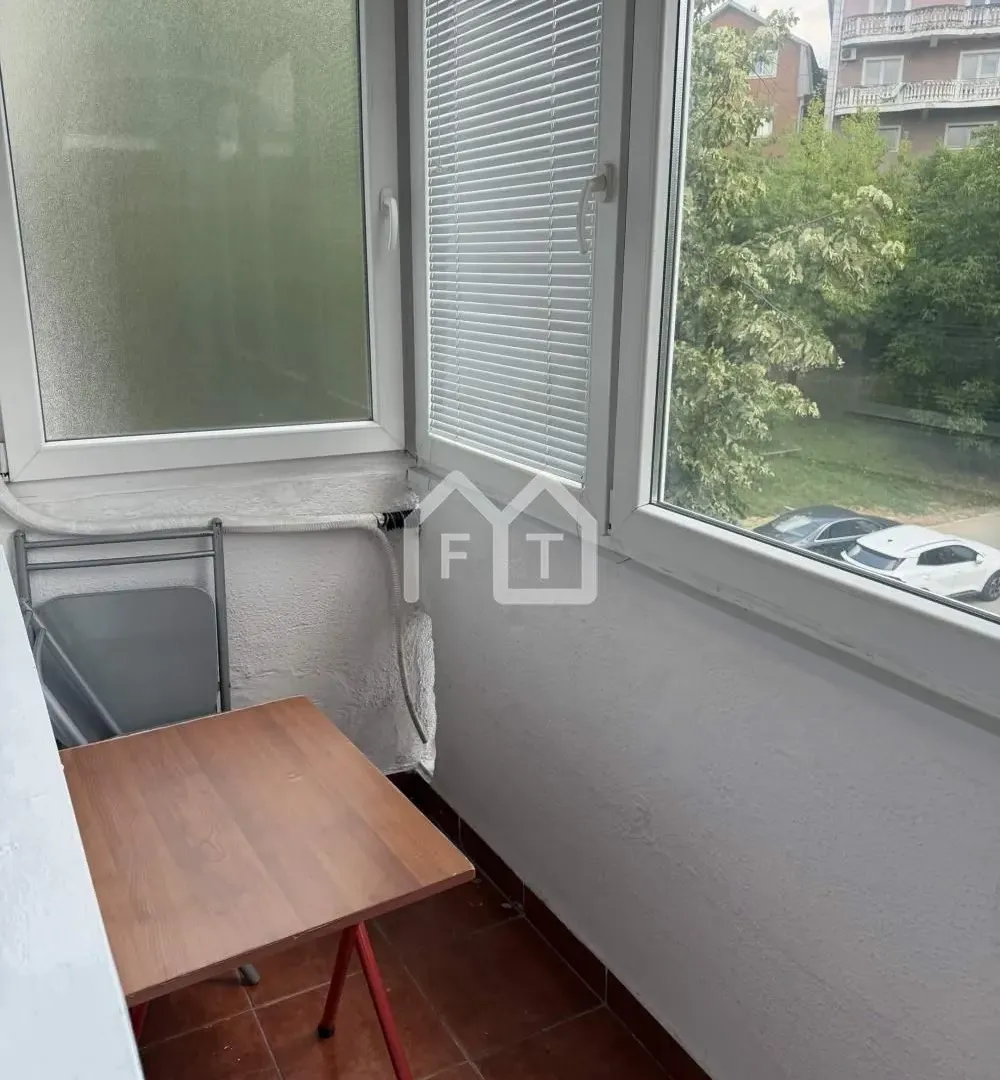 Rent, two bedroom apartment, 45m², Kanarevo Brdo, Beograd