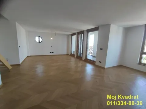 Stan in Južni Bulevar