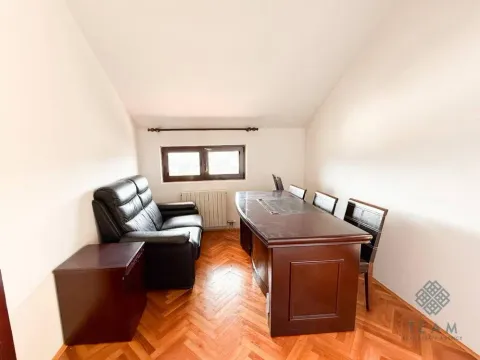 Rent, office space, 460m², Gorica C, Podgorica - image 12