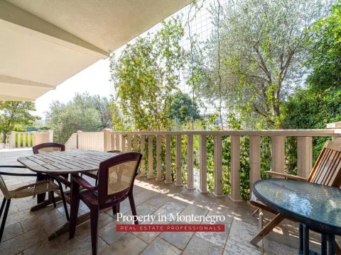 Prodaja, kuća, 971m², Petrovac, Budva - image 72