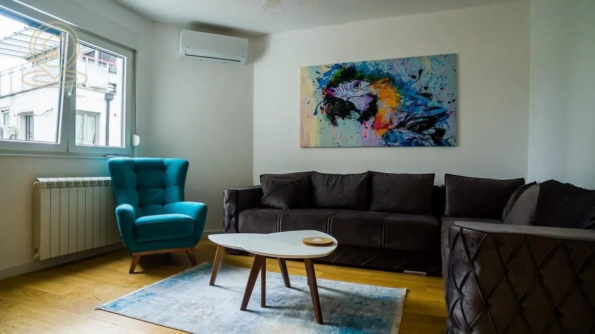 Izdavanje, dvosoban stan, 54m², Južni Bulevar, Vračar Sve Podlokacije