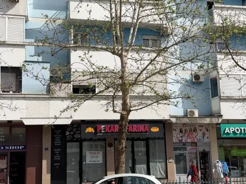 Rent, office space, 122m², Centar, Podgorica - image 3