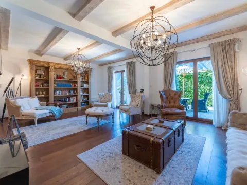 Prodaja, kuća, 193m², Dobrota, Kotor - image 36