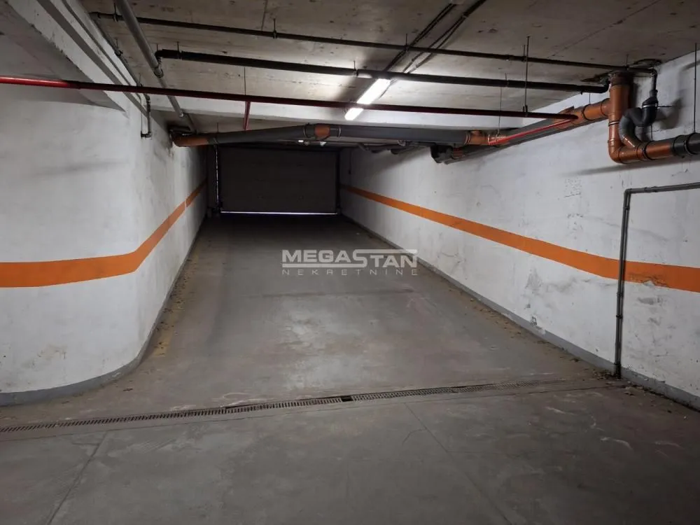 Prodaja, parking/garaža, 12m², Crveni Krst, Beograd