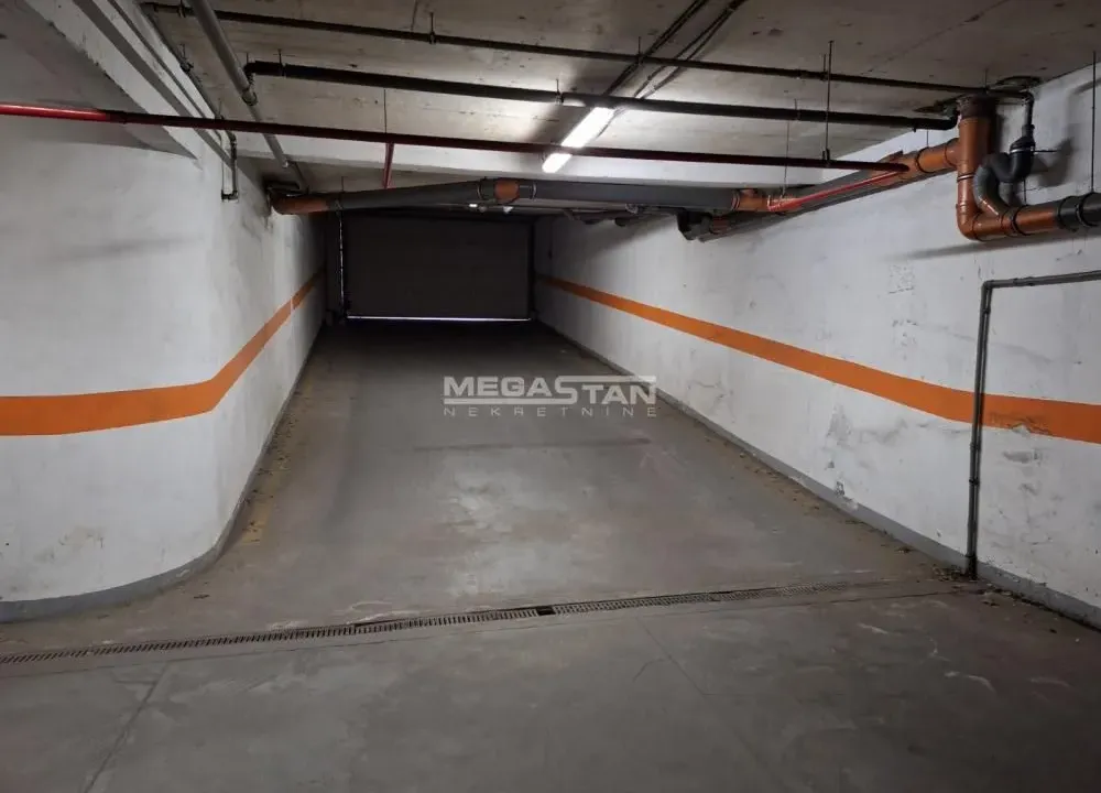 Sale, parking/garage, 12m², Crveni Krst, Beograd