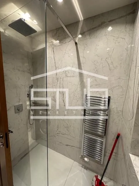 Rent, apartment, 350m², Južni Bulevar, Vračar Sve Podlokacije