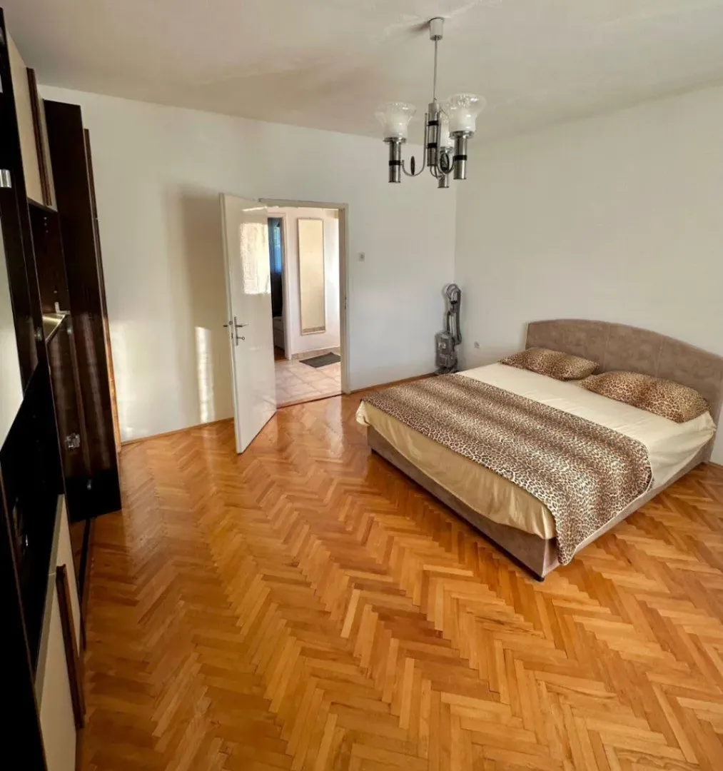 Izdavanje, trosoban stan, 107m², Masline, Podgorica