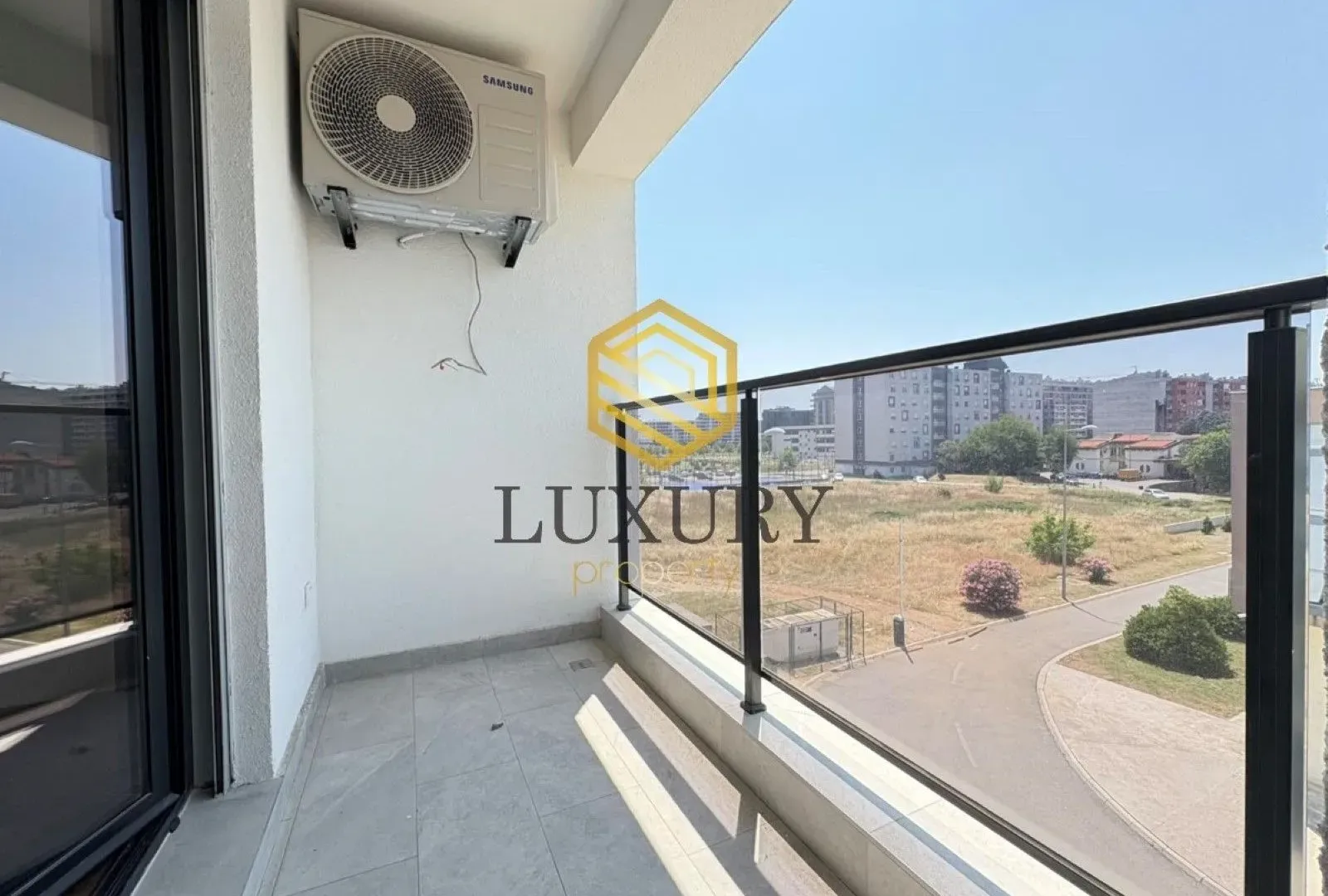 Prodaja, jednosoban stan, 49m², Tološka šuma, Podgorica