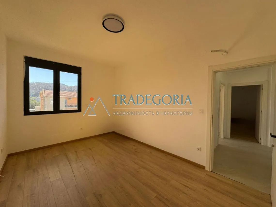 Prodaja, kuća, 196m², Bar, Crna Gora