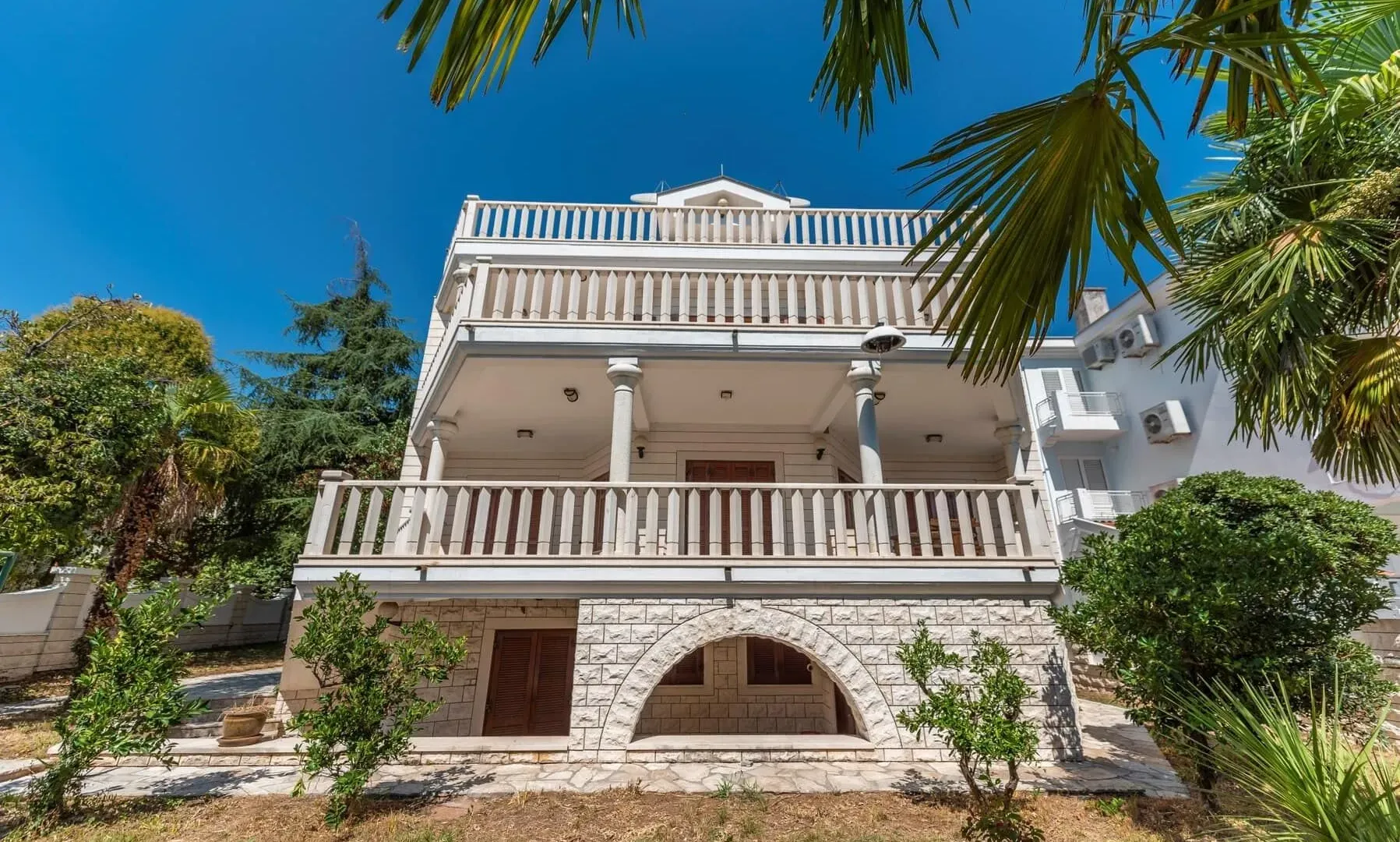 Prodaja, kuća, 670m², Gorica C, Podgorica