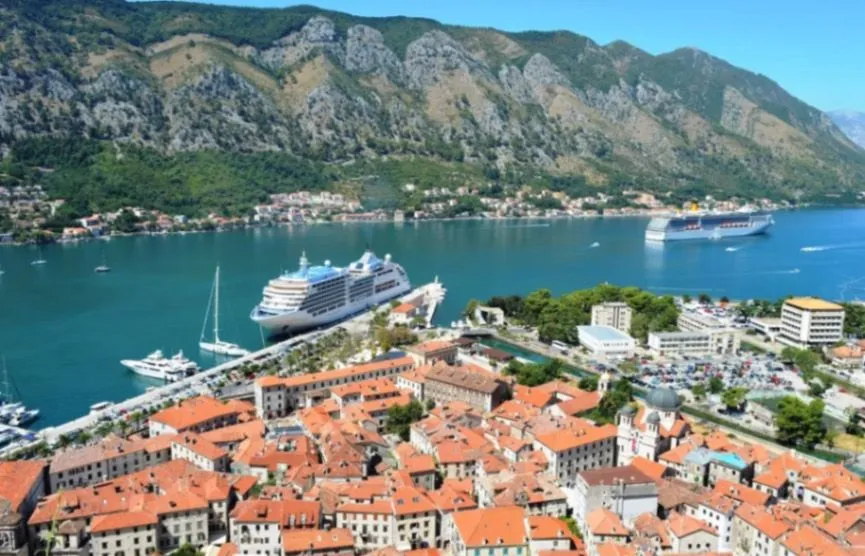 Prodaja, trosoban stan, 72m², Stari Grad Kotor, Kotor