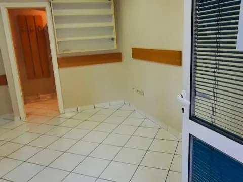 Rent, office space, 20m², Zabjelo, Podgorica - image 5