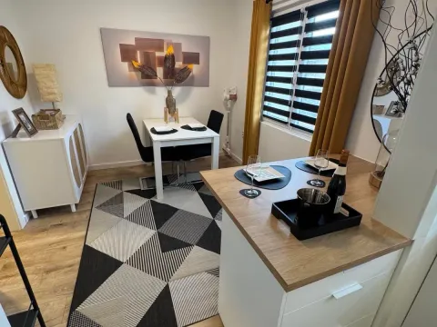 Izdavanje, jednosoban stan, 60m², Porto Montenegro, Tivat - image 4