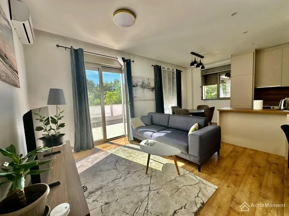 Prodaja, jednosoban stan, 60m², Mrčevac, Tivat