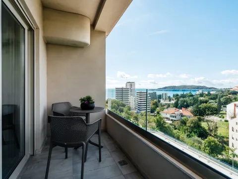 Daily-rent, two bedroom apartment, 48m², Bečići, Budva - image 9