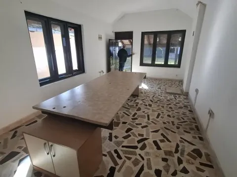 Rent, office space, 200m², Petrovaradin, Novi Sad - image 14