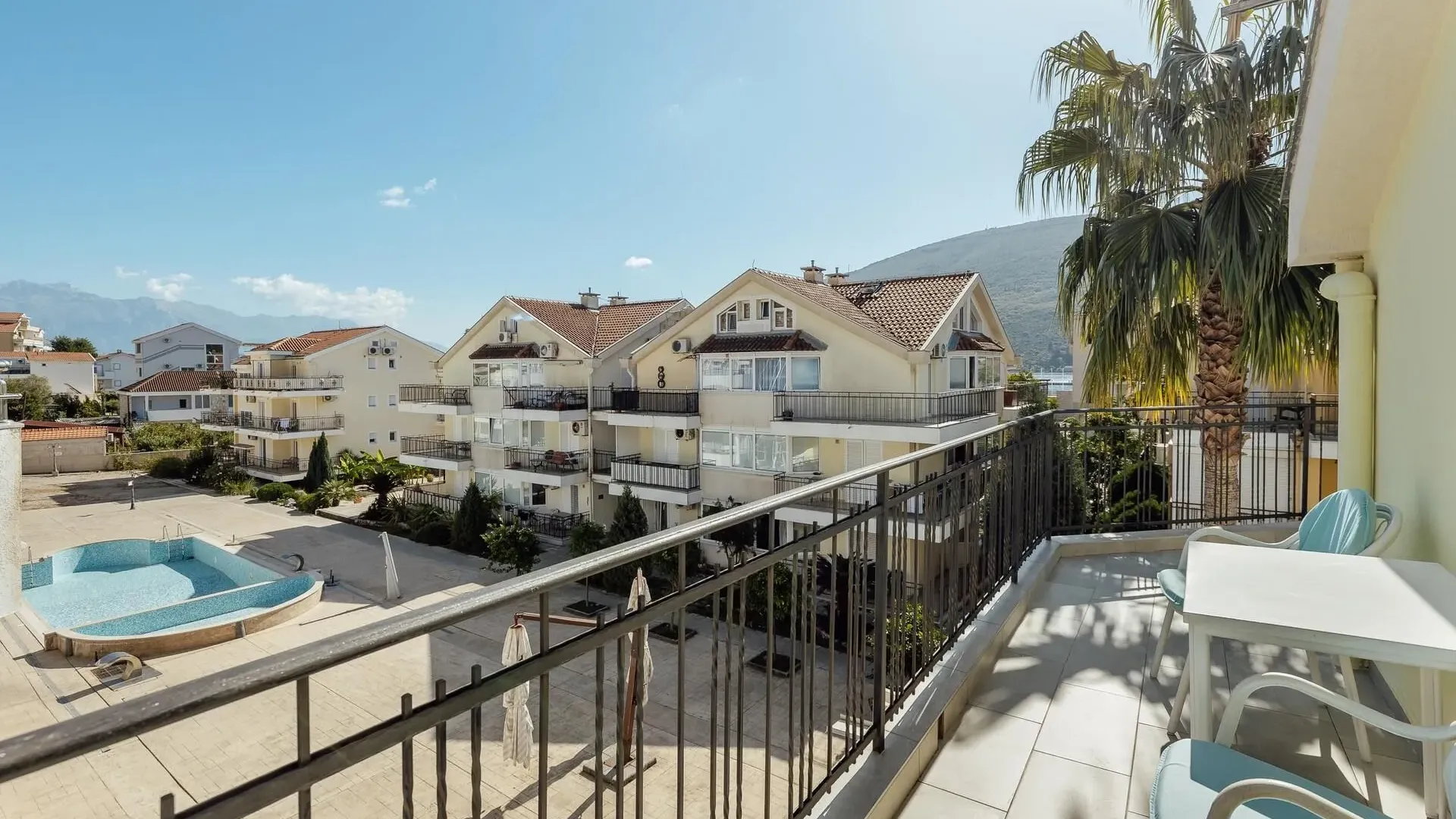 Prodaja, trosoban stan, 172m², Đenovići, Herceg Novi