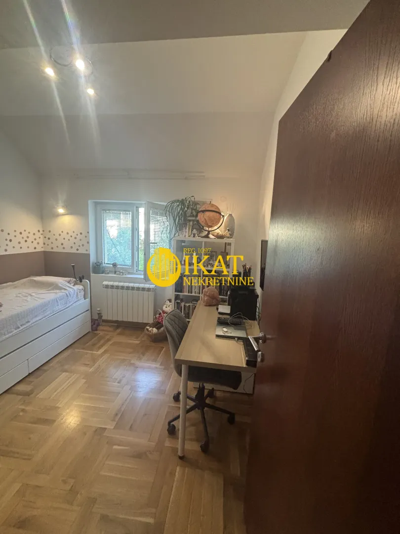 Prodaja, četvorosoban stan, 93m², Višnjička Banja, Palilula Sve Podlokacije