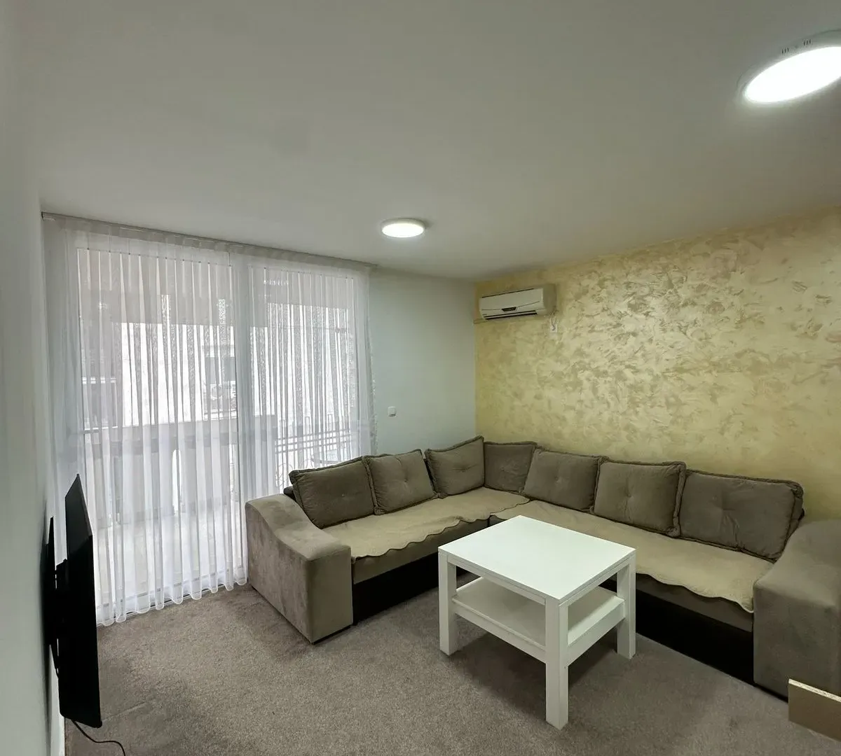 Rent, one bedroom apartment, 50m², Centar, Bar