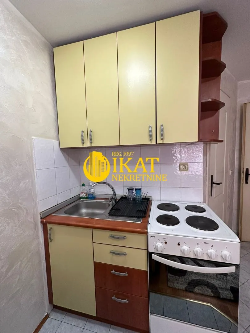 Rent, one bedroom apartment, 30m², Savski Venac, Beograd