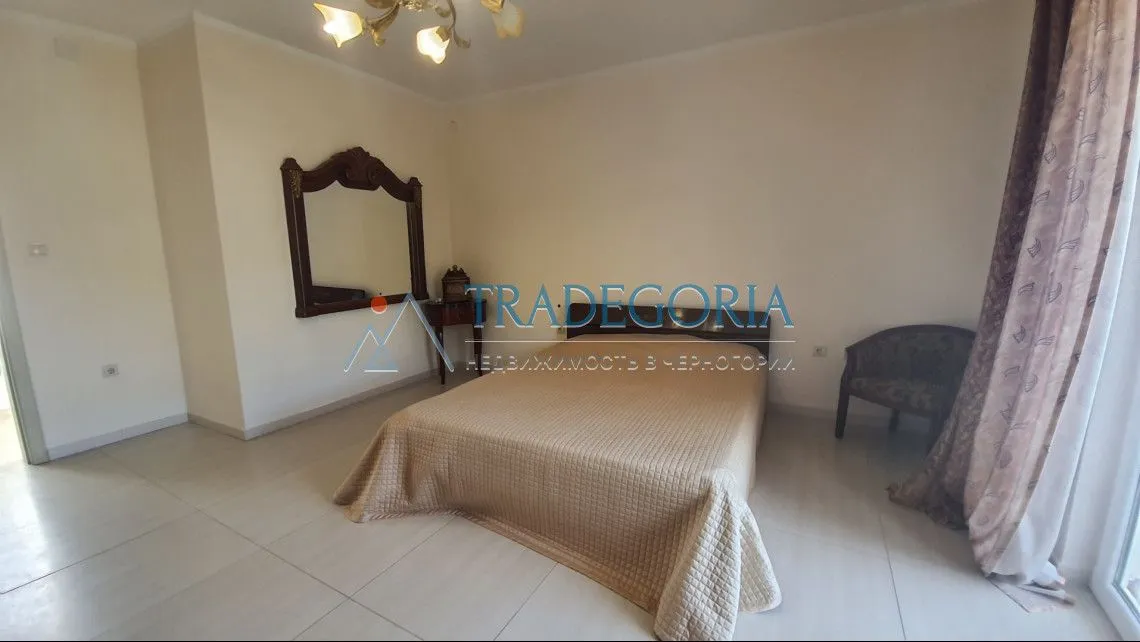 Prodaja, kuća, 307m², Bar, Crna Gora
