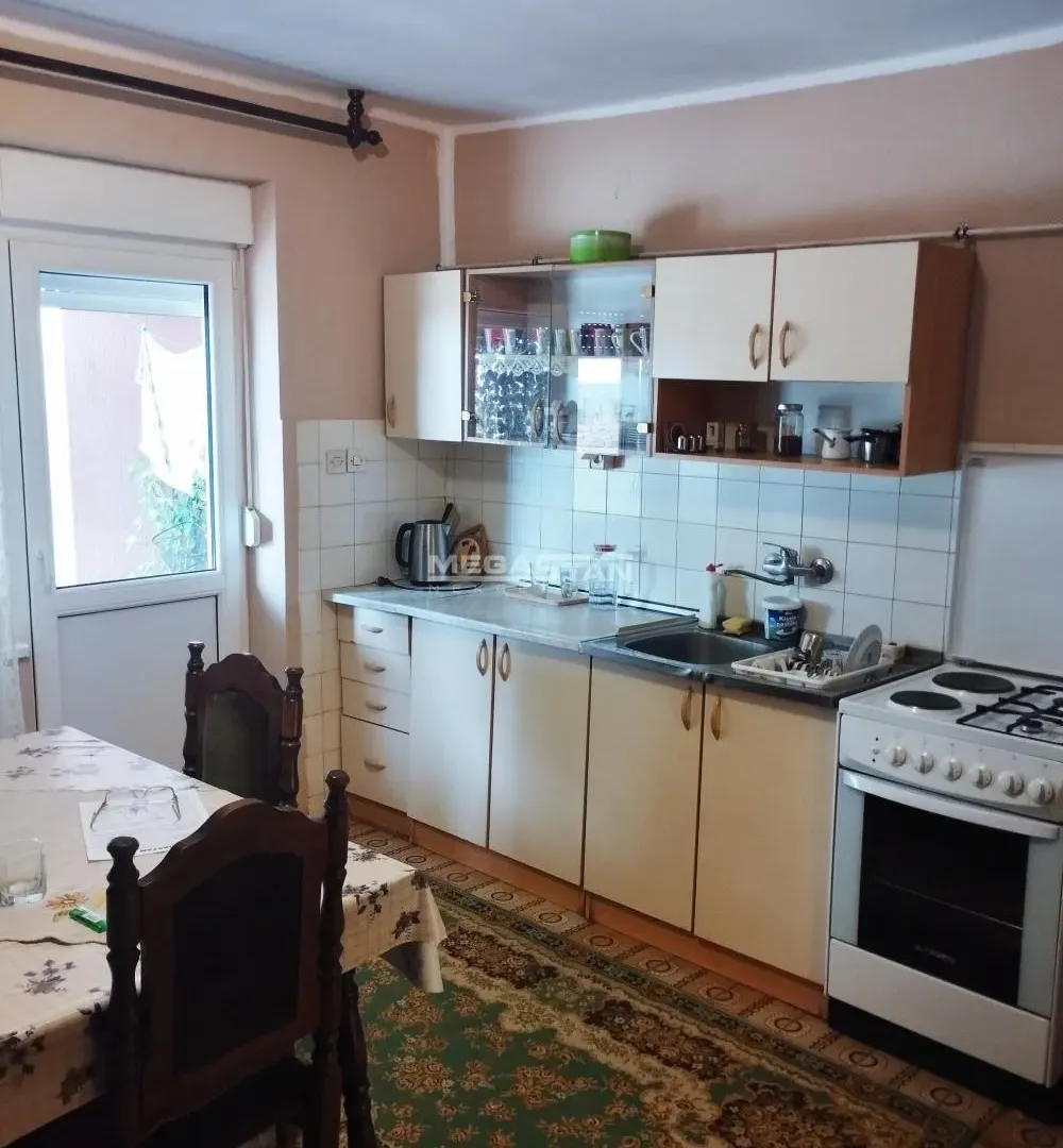 Prodaja, kuća, 220m², Crepaja, Kovačica