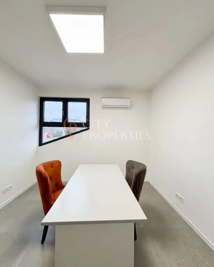 Rent, office space, 120m², Centar, Podgorica