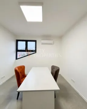 Rent, office space, 120m², Centar, Podgorica - image 2