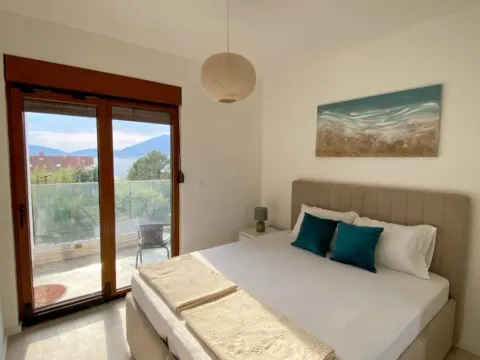 Rent, one bedroom apartment, 50m², Donja Lastva, Tivat - image 2
