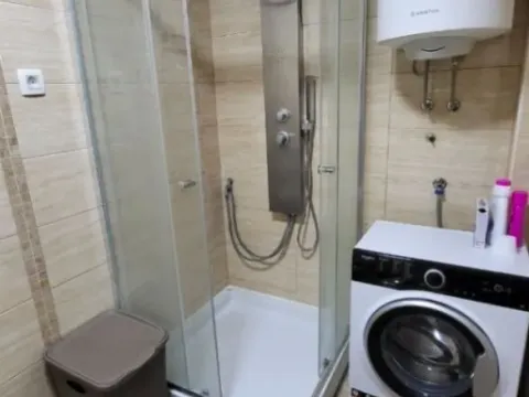 Rent, two bedroom apartment, 70m², Bečići, Budva - image 8