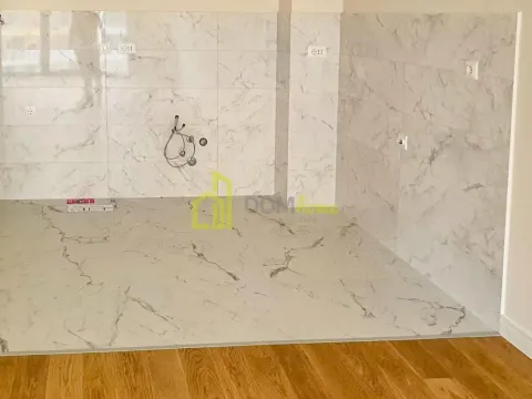 Izdavanje, dvosoban stan, 82m², Kruševac, Podgorica - image 9