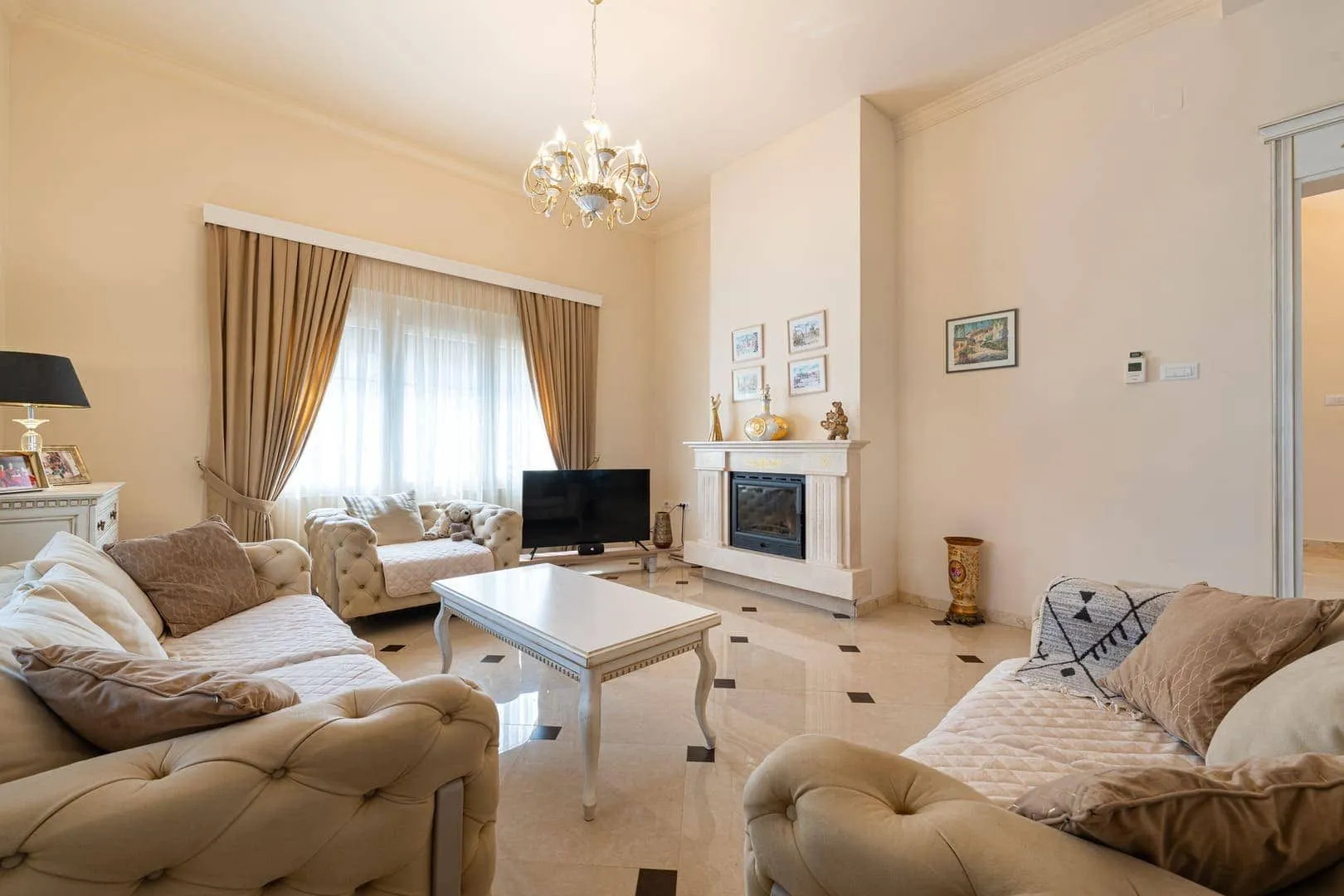 Prodaja, kuća, 277m², Radovići, Tivat
