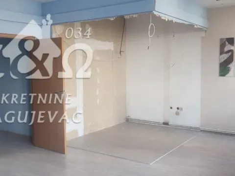Rent, office space, 117m², Kragujevac, Srbija - image 4
