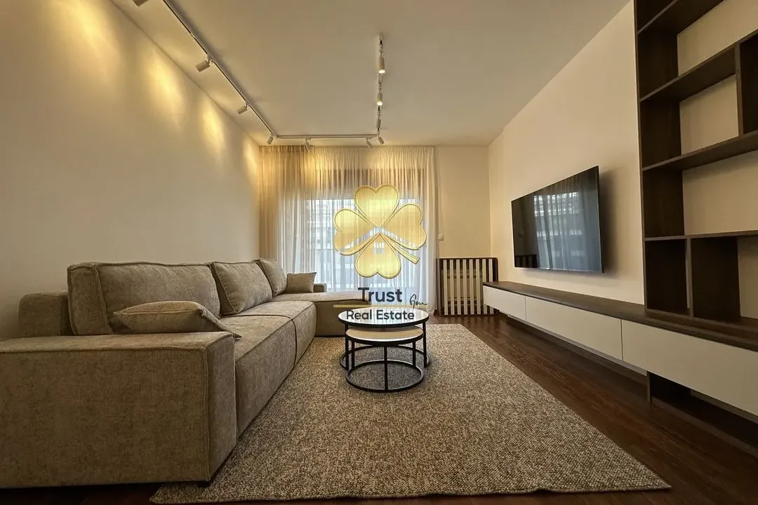 Izdavanje, dvosoban stan, 70m², Master Kvart, Podgorica