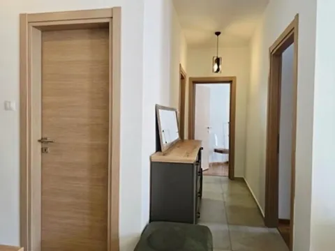 Prodaja, dvosoban stan, 73m², Bečići, Budva - image 9