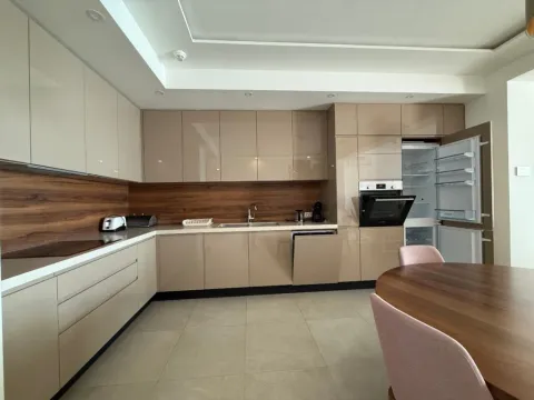 Prodaja, trosoban stan, 137m², Rafailovići, Budva - image 7