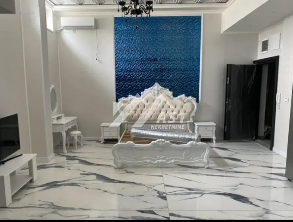 Izdavanje, jednosoban stan, 50m², Salajka, Novi Sad Sve Podlokacije