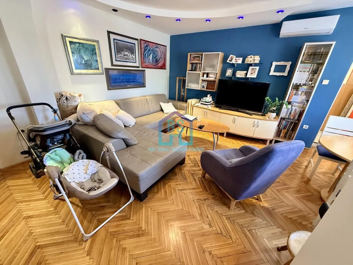 Sale, three bedroom apartment, 73m², Bulevar Oslobodjenja, Novi Sad Sve Podlokacije