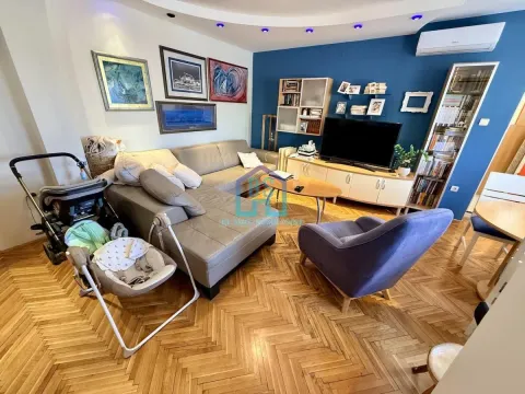 Stan in Bulevar Oslobodjenja