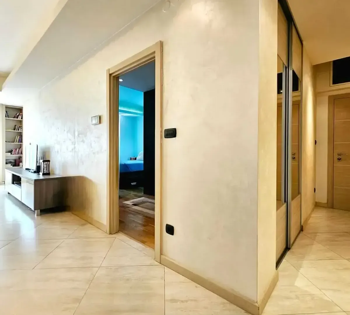 Prodaja, trosoban stan, 90m², Rozino, Budva