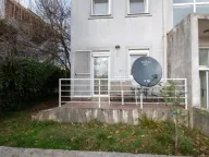 Prodaja, dvosoban stan, 50m², Tološi, Podgorica - image 2