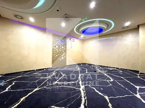 Izdavanje, poslovni prostor, 150m², Centar, Podgorica - image 7