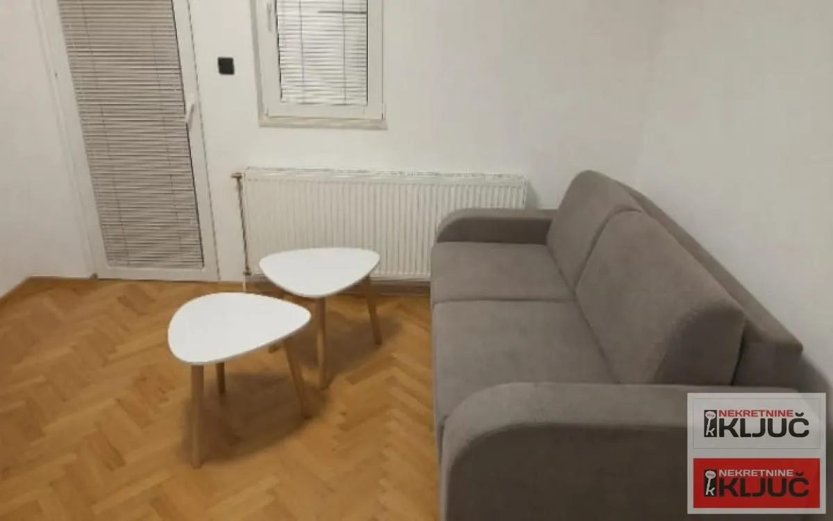 Prodaja, dvosoban stan, 44m², Grbavica, Novi Sad Sve Podlokacije