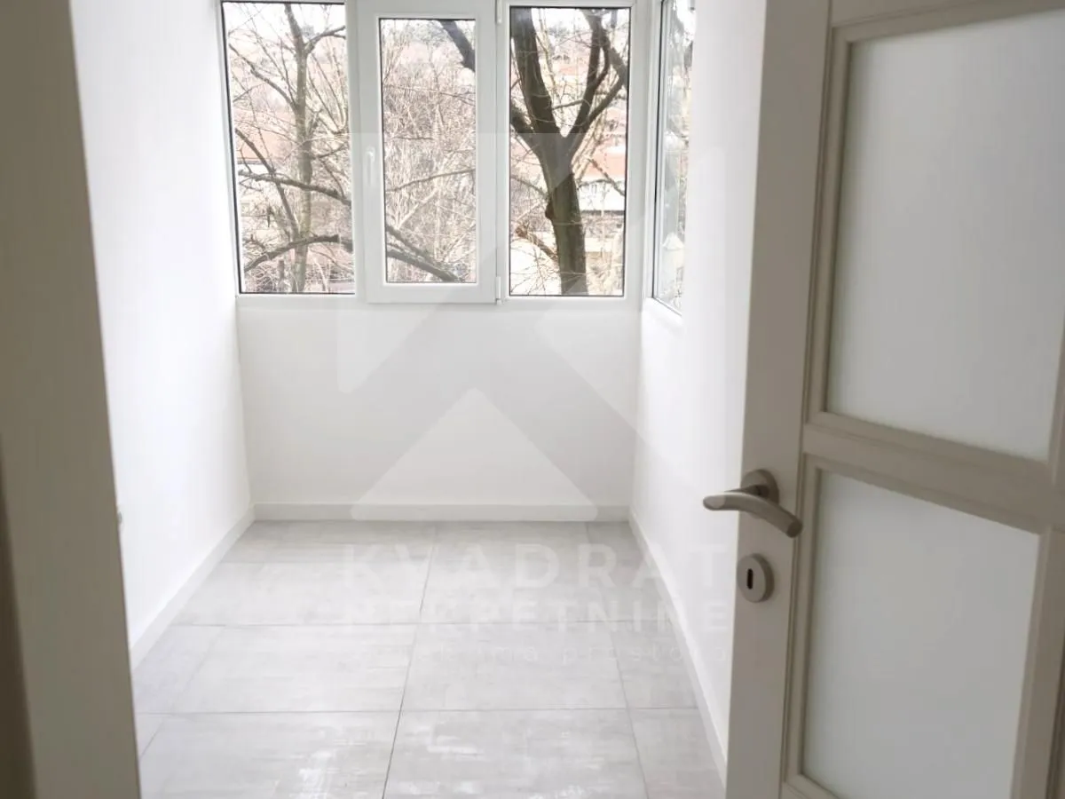 Rent, office space, 50m², Preko Morače, Podgorica