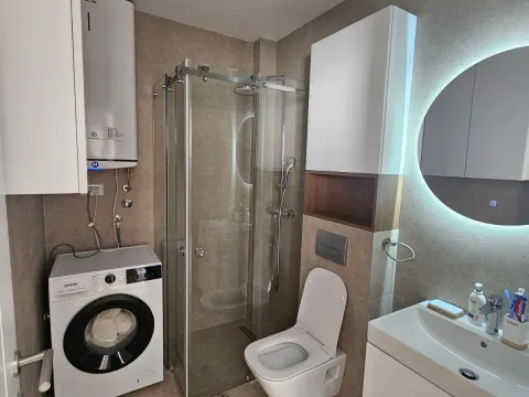 Rent, one bedroom apartment, 62m², Bečići, Budva - image 25